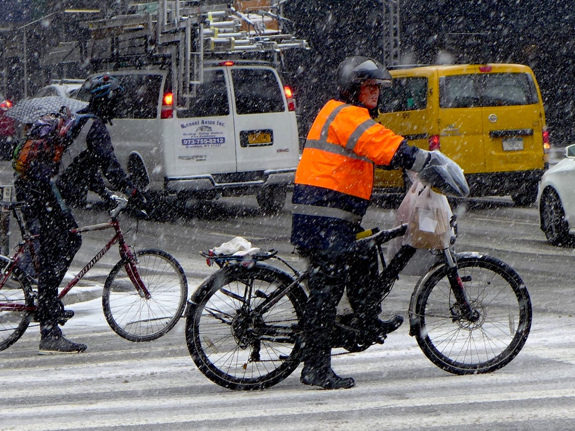 New York Judge Temporarily Blocks NYC Minimum Wage Law For Food Delivery Workers